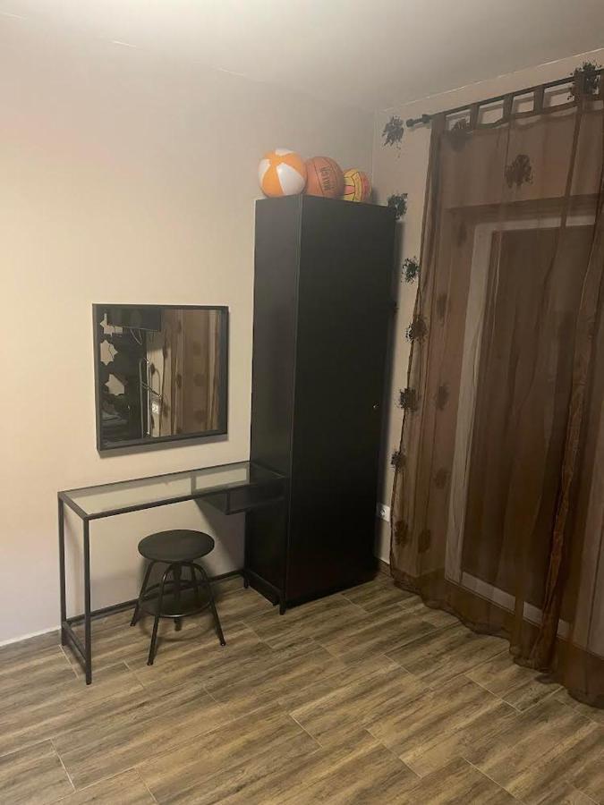 Zr9 Apartment Zamardi Luaran gambar