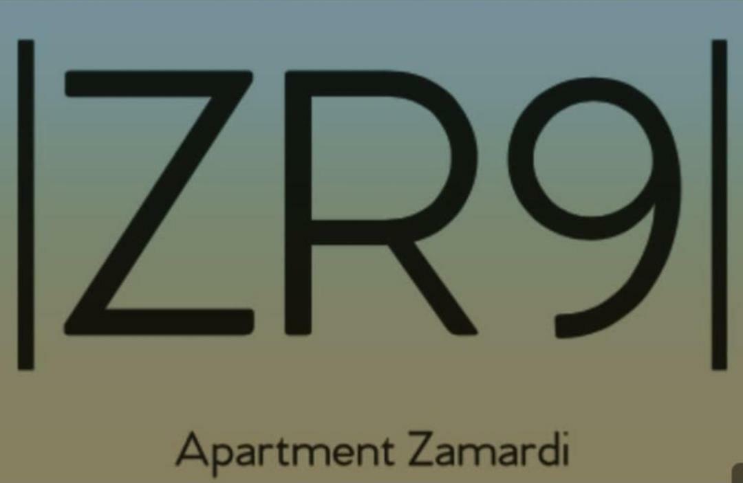 Zr9 Apartment Zamardi Luaran gambar